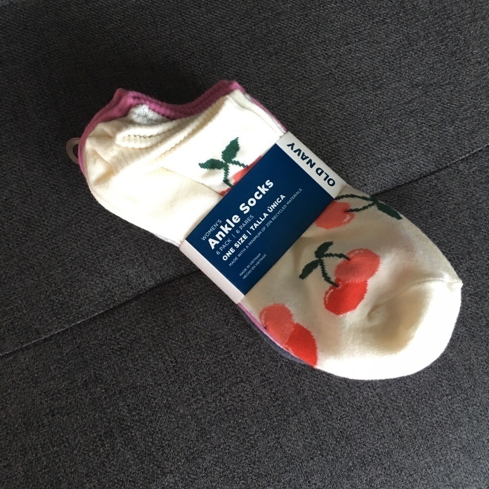 Old Navy Women's Ankle Socks Set 6 Fruit Theme One Size